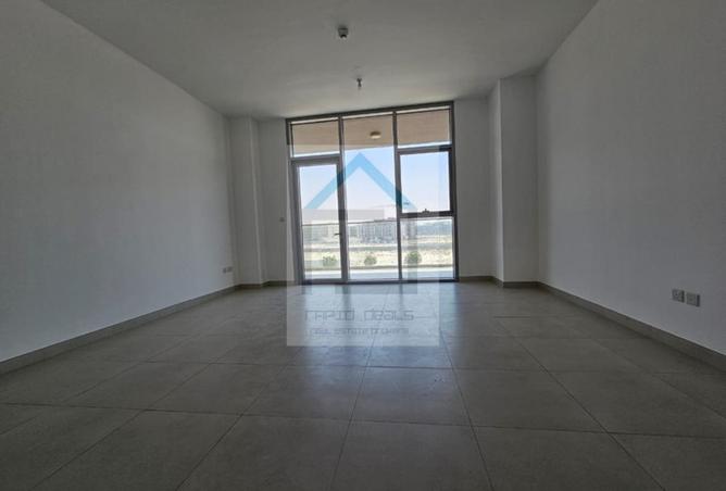 70679147 - Property Image 3