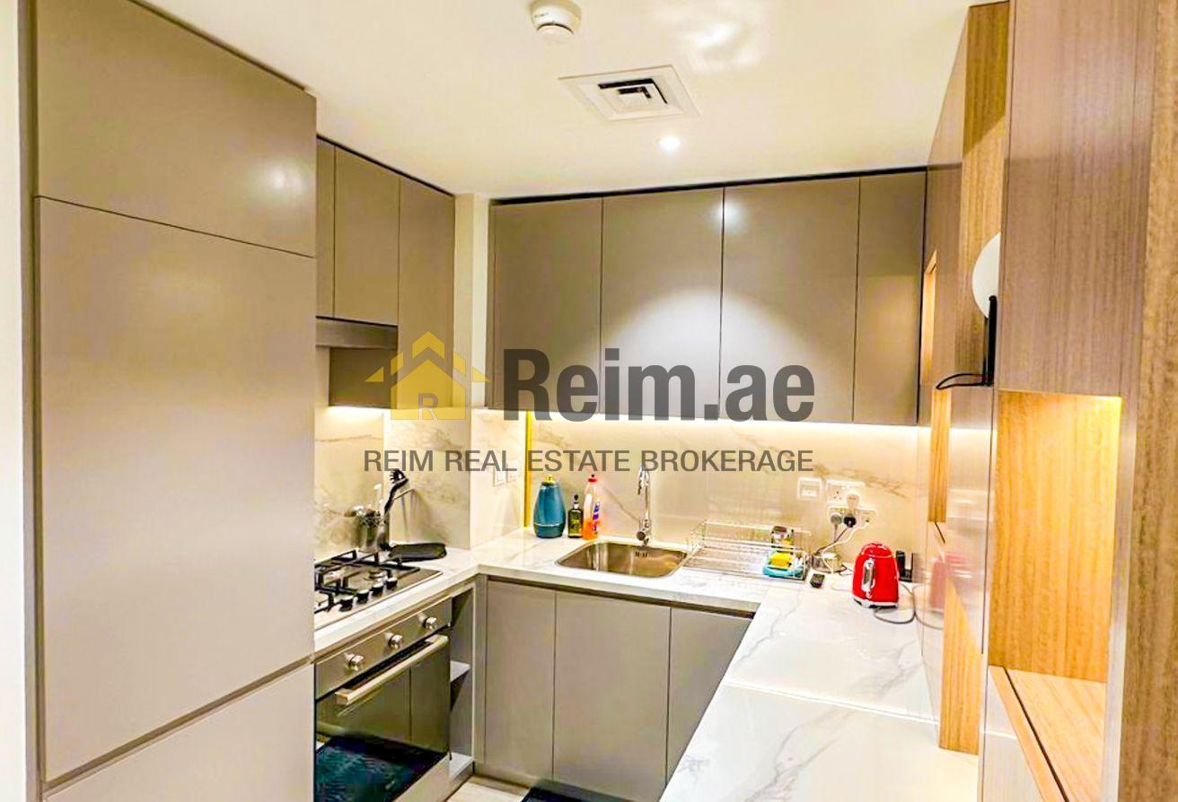 Furnished | Ready to Move | Prime Location photo 5