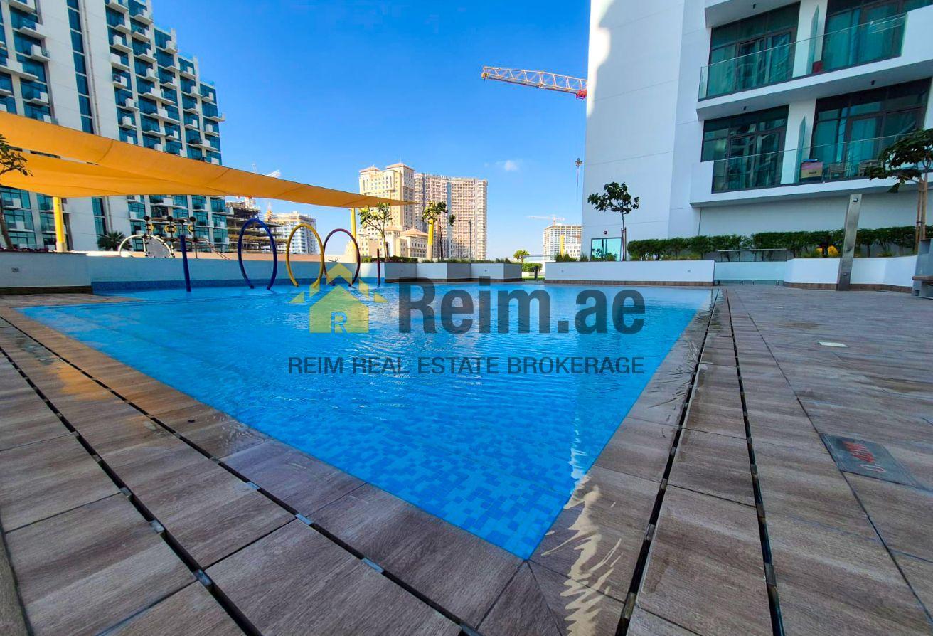 Furnished | Ready to Move | Prime Location photo 11