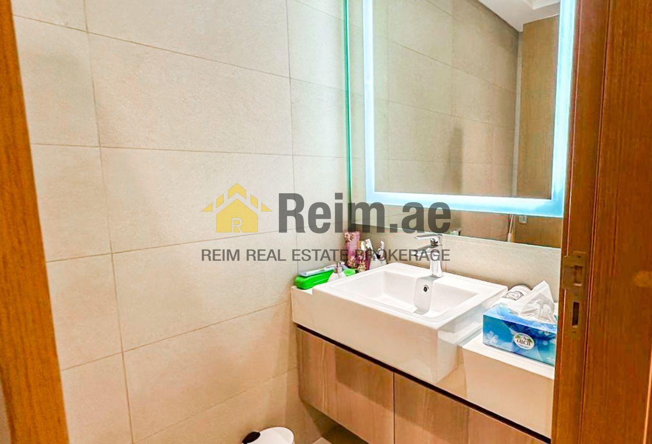 Furnished | Ready to Move | Prime Location photo 7