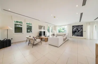 فيلا - 4 غرف نوم - 4 حمامات للايجار في ليجاسي لارج - التراث - جميرا بارك - دبي