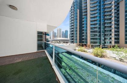 Apartment - 2 Bedrooms - 3 Bathrooms for rent in Cascades Tower - Dubai Marina - Dubai