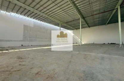 مستودع - استوديو - 1 حمام للايجار في أم الثعوب - أم القيوين