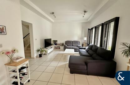 Villa - 3 Bedrooms - 3 Bathrooms for rent in Maeen 4 - Maeen - The Lakes - Dubai