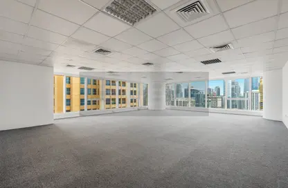 مكتب - استوديو - 1 حمام للايجار في برج تشرشل للأعمال - أبراج تشرشل - الخليج التجاري - دبي