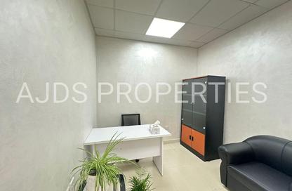 Office Space - Studio - 1 Bathroom for rent in Al Rostamani Building - Port Saeed - Deira - Dubai