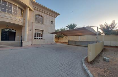 Villa - 4 Bedrooms - 6 Bathrooms for rent in Al Owainah - Falaj Hazzaa - Al Ain