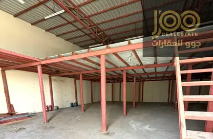 مستودع - استوديو - 1 حمام للايجار في أم الثعوب - أم القيوين