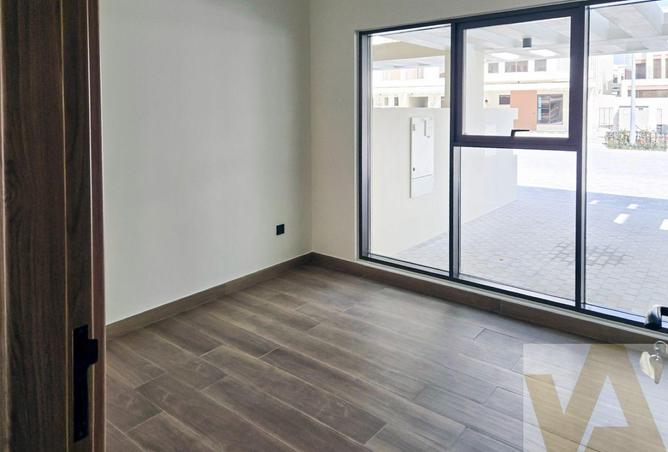 103702410 - Property Image 3