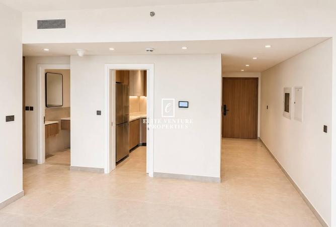 112733987 - Property Image 3