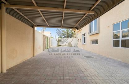 Villa - 4 - 6 for rent in Al Jazzat - Al Riqqa - Sharjah Villa - 4 - 6 for rent in Al Jazzat - Al Riqqa - Sharjah