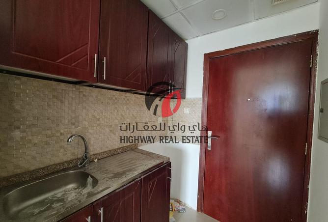 53170162 - Property Image 3