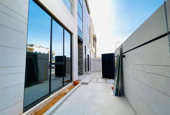 79410277 - Property Image 2