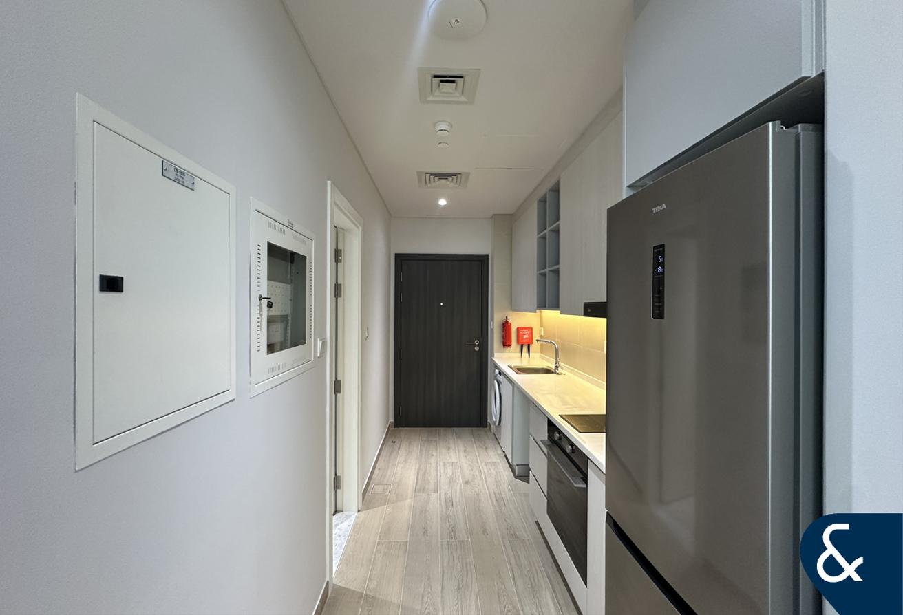 Brand New |Fully Furnished |Available Now photo 4