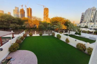 Villa - 4 Bedrooms - 5 Bathrooms for rent in Circle Villas - Jumeirah Village Circle - Dubai