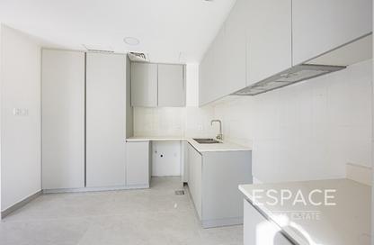 Townhouse - 2 - 2 for rent in Springs 2 - The Springs - Dubai