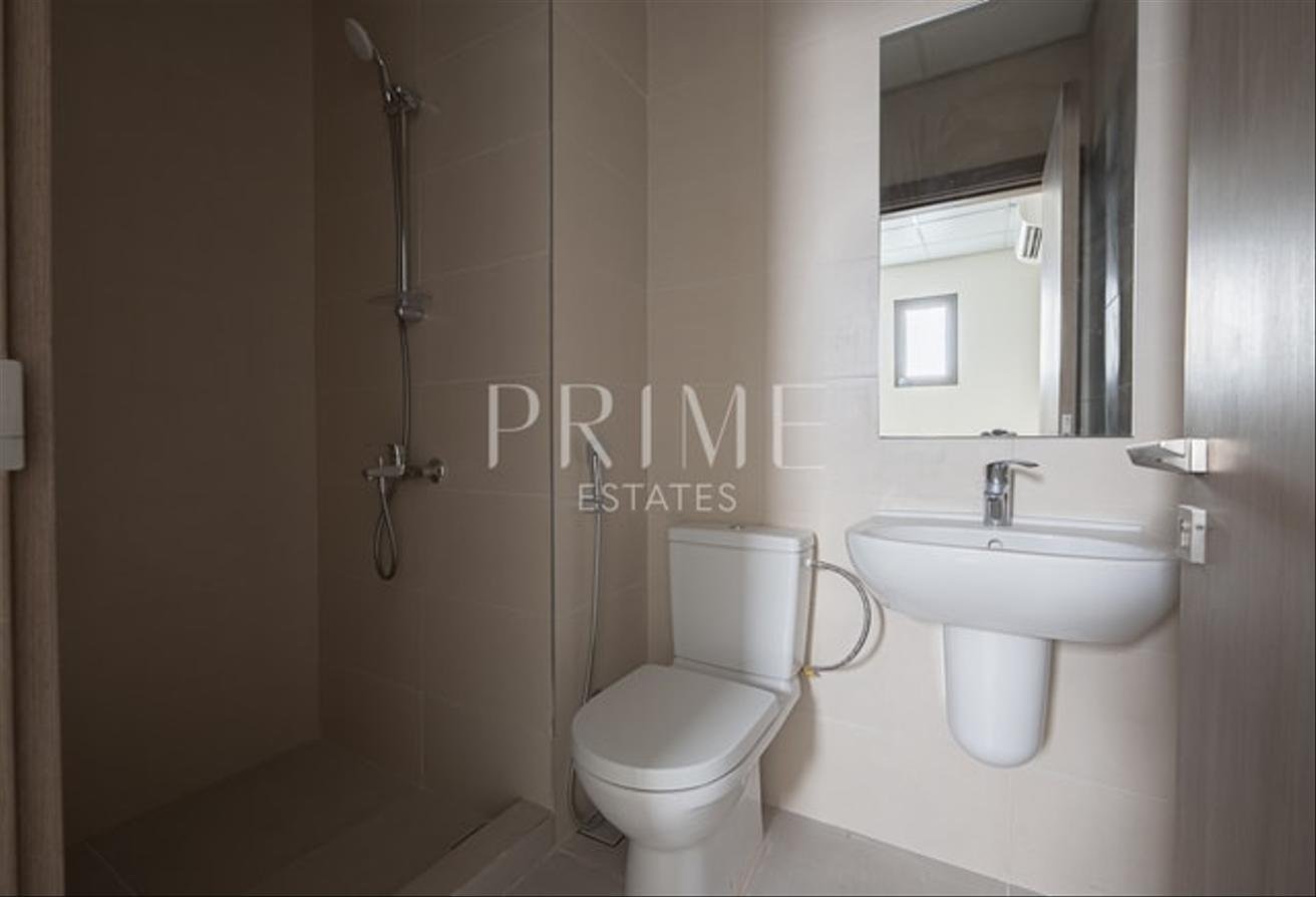 Bright 4BR Villa | Private Pool | Prime Location photo 17