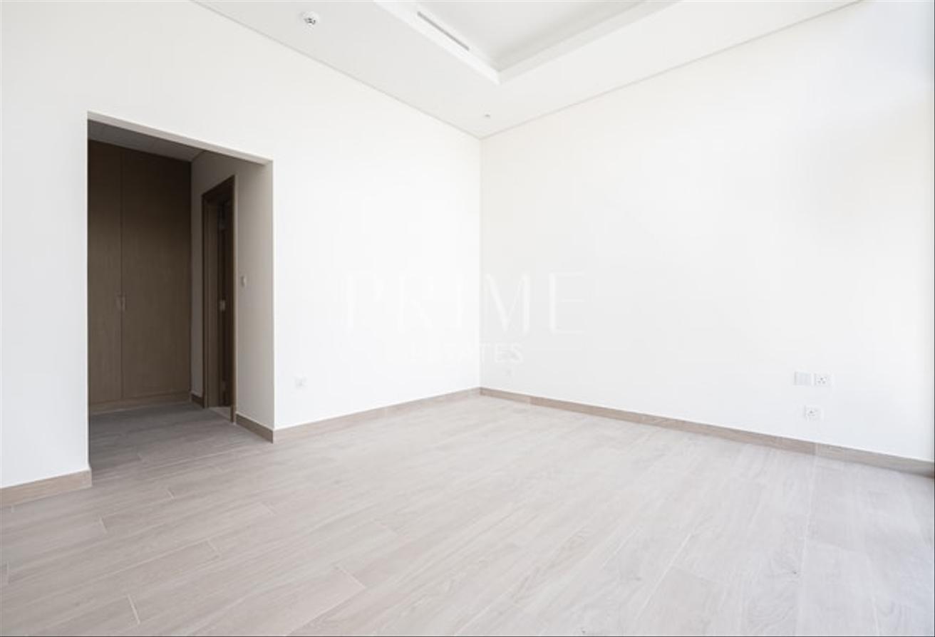 Bright 4BR Villa | Private Pool | Prime Location photo 18
