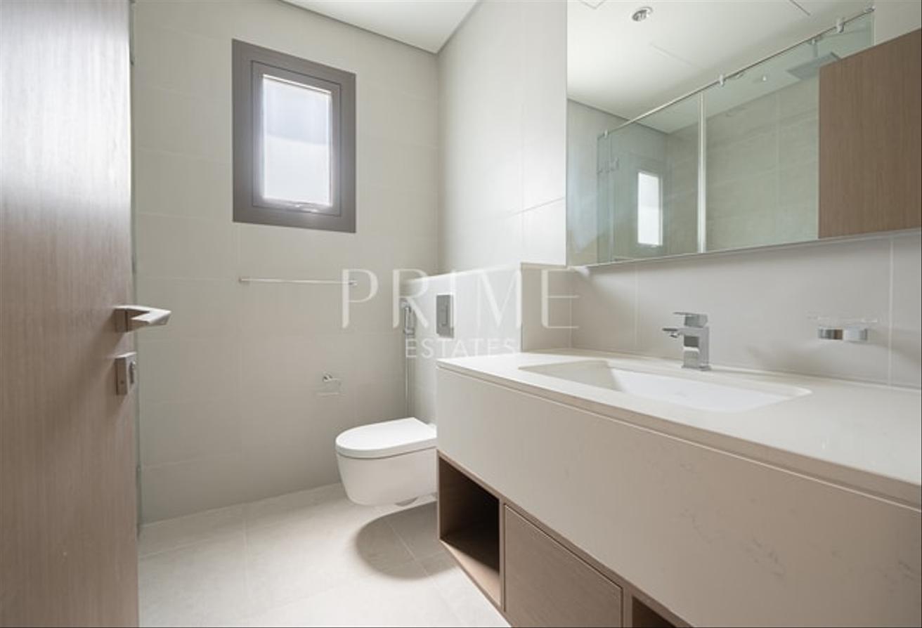 Bright 4BR Villa | Private Pool | Prime Location photo 30