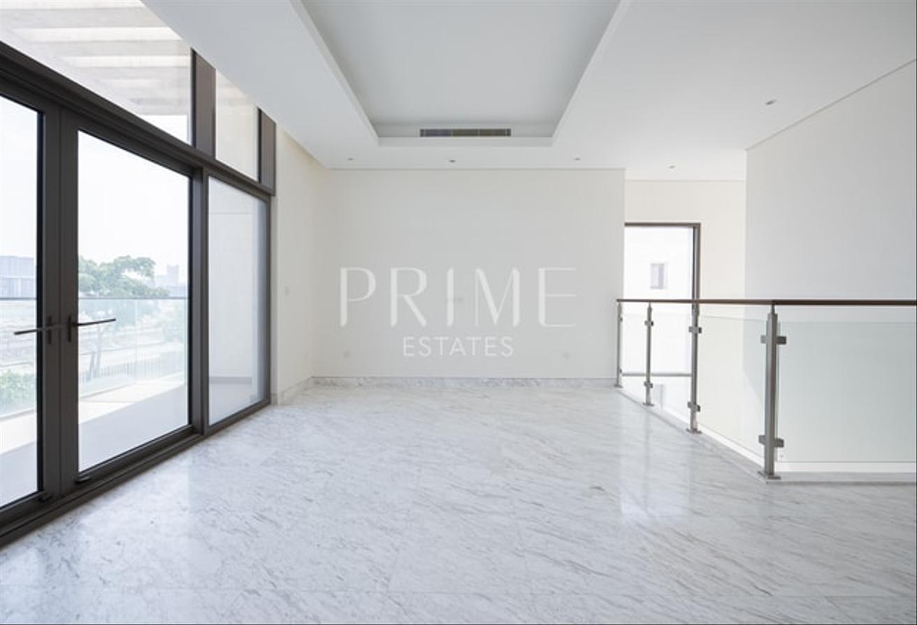 Bright 4BR Villa | Private Pool | Prime Location photo 15