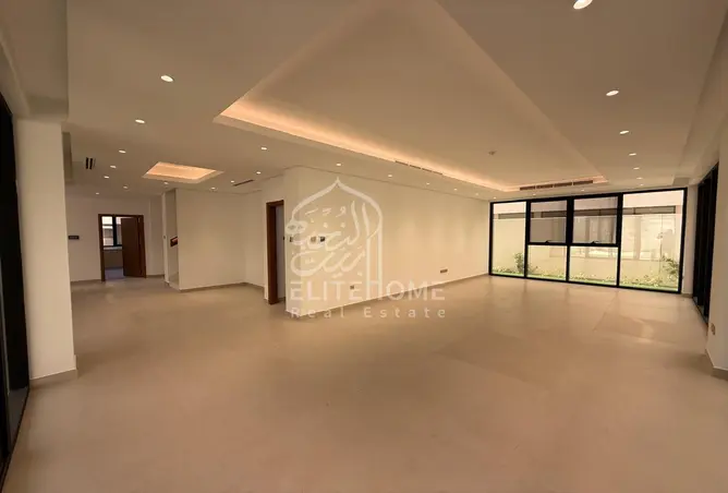 124295832 - Property Image 3