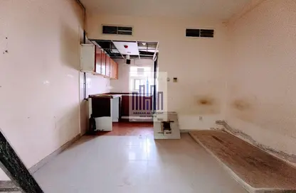 شقة - 1 حمام للايجار في مويلح - الشارقة