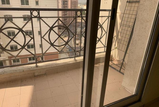 54402555 - Property Image 2