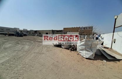 أرض - استوديو للايجار في الصجعة الصناعية - الصجعة - الشارقة