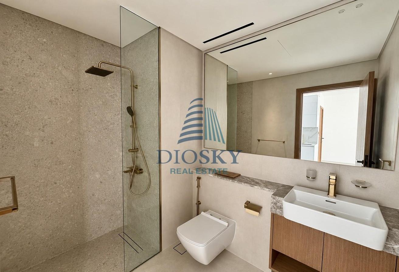 Luxury Apartment | Spacious | Availabe July 27 photo 9