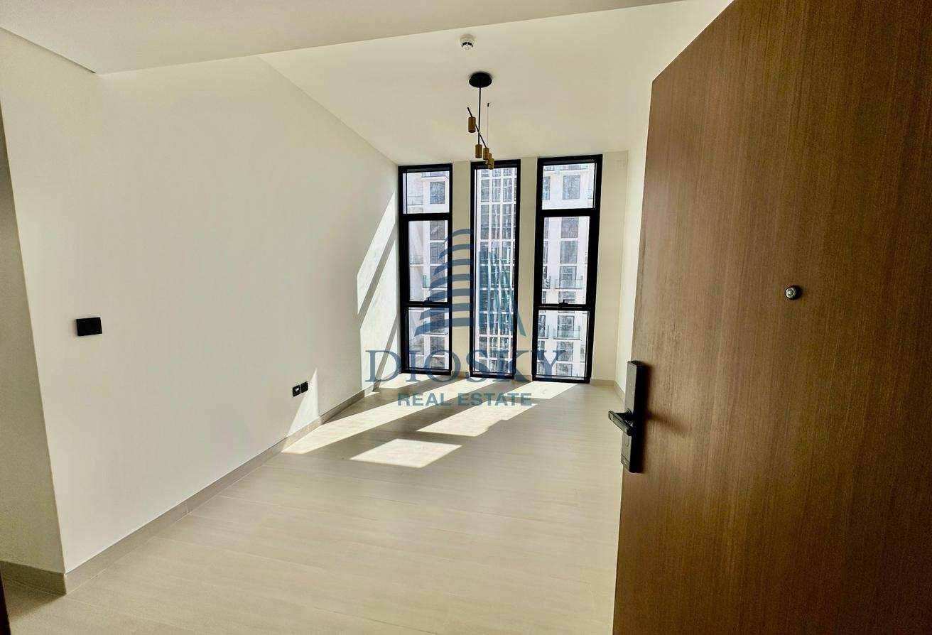 Luxury Apartment | Spacious | Availabe July 27 photo 5