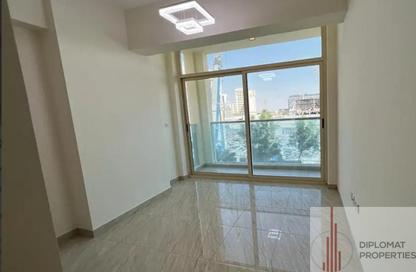 Apartment - 2 Bedrooms - 2 Bathrooms for rent in Samana Greens - Arjan - Dubai