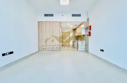 Apartment - 1 Bedroom - 1 Bathroom for rent in Jumeirah Garden City - Al Satwa - Dubai