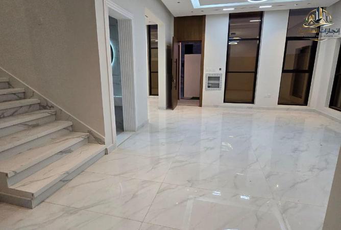 81526831 - Property Image 2