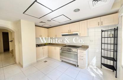 Villa - 2 Bedrooms - 2 Bathrooms for rent in Springs 12 - The Springs - Dubai