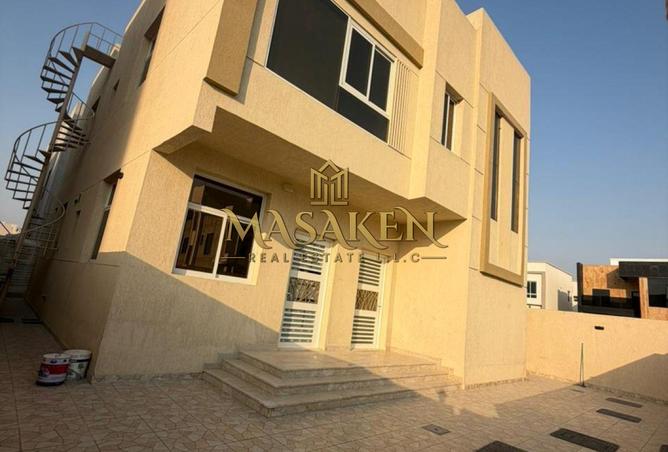 141002910 - Property Image 2