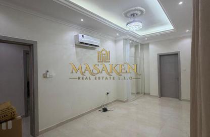 Villa - 4 - 6 for rent in Al Zaheya Gardens - Al Zahya - Ajman