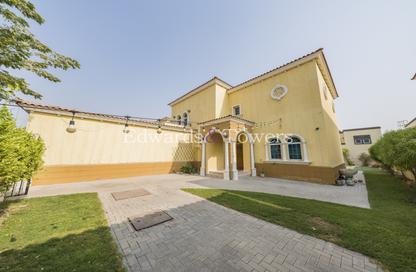 Villa - 3 - 4 for sale in District 8 - Jumeirah Park - Dubai