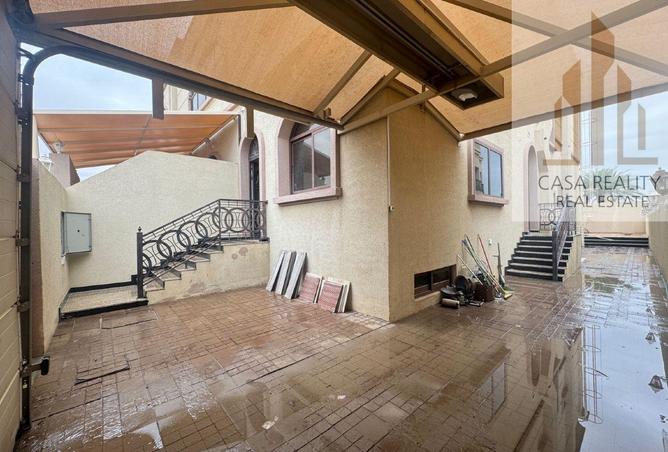 73863844 - Property Image 2