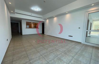 Apartment - 3 - 4 for rent in Marina Residences 3 - Marina Residences - Palm Jumeirah - Dubai