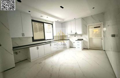 Villa - 5 Bedrooms - 7 Bathrooms for sale in Al Yasmeen 1 - Al Yasmeen - Ajman