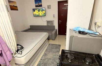 Apartment - Studio - 1 Bathroom for rent in Al Butina 9 Building - Al Butina - Sharjah