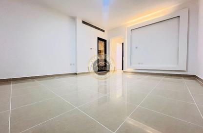 Apartment - Studio - 1 for rent in Al Rawdah - Abu Dhabi