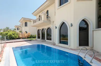 Villa - 5 Bedrooms - 5 Bathrooms for rent in Garden Homes Frond C - Garden Homes - Palm Jumeirah - Dubai