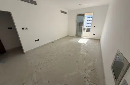 Apartment - 2 Bedrooms - 3 Bathrooms for rent in Al Jurf 2 - Al Jurf - Ajman Downtown - Ajman