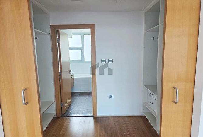 100385890 - Property Image 3