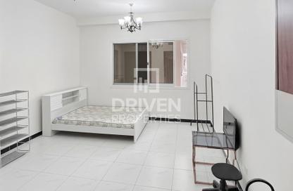 Apartment - Studio - 1 Bathroom for sale in Kensington Manor - District 13 - Jumeirah Village Circle - Dubai