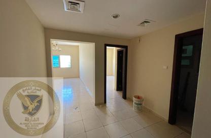 Apartment - 1 Bedroom - 2 Bathrooms for rent in Qasimia 10 building - Al Mahatta - Al Qasimia - Sharjah