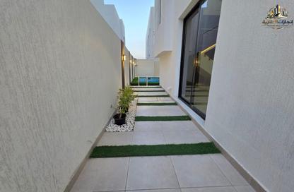 Villa - 5 - 7 for sale in Al Zaheya Gardens - Al Zahya - Ajman