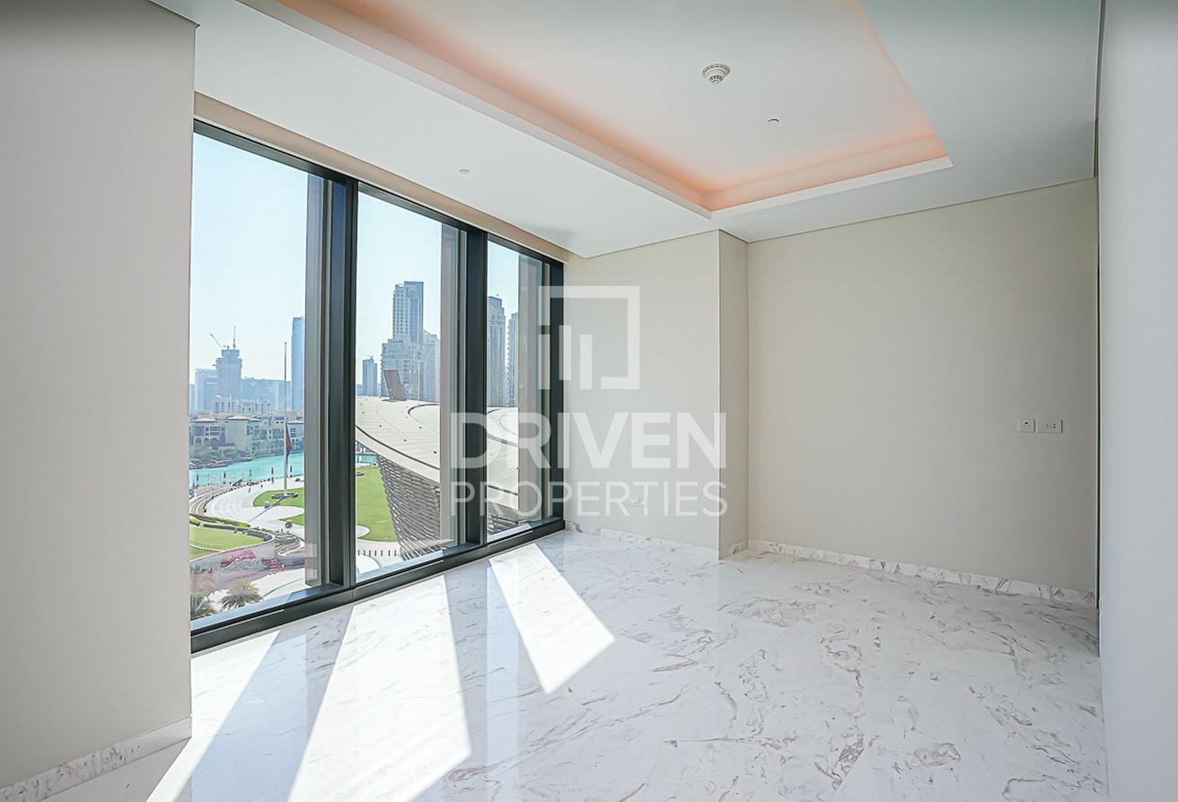 Panoramic Fountain and Burj Khalifa Views photo 13