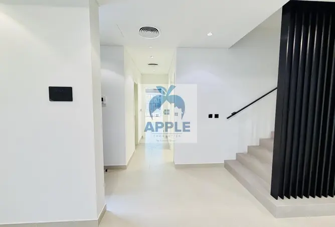 152364377 - Property Image 3